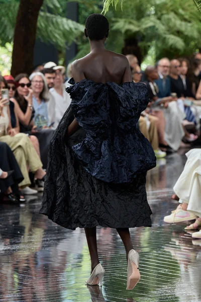 Look 184